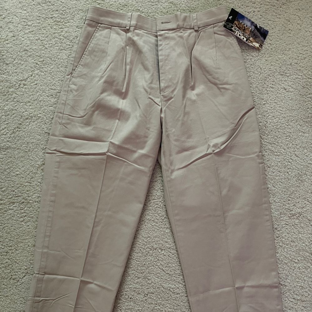Sportif khaki travel pants NWT